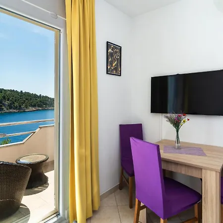 1 Bedroom Stunning In * Milna (Brac)