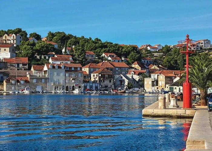 1 Bedroom Stunning In Apartamento Milna (Brac)