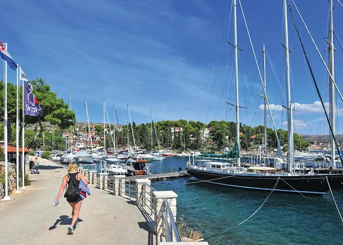 1 Bedroom Stunning In Apartamento *